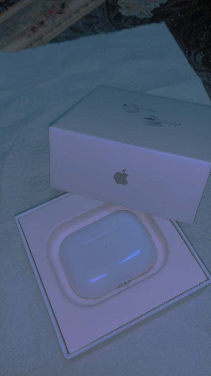 Apple AirPods Pro 2nd Generation – Refurbished with MagSafe Case & ANC